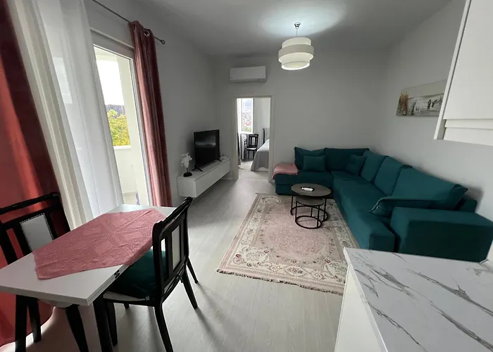 Daire Maisonnova Deluxe Tiran