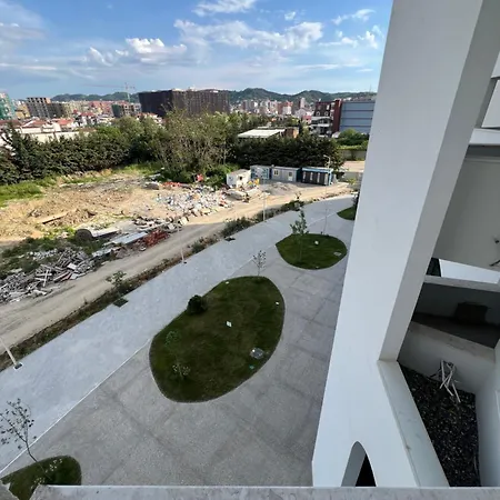 Maisonova Deluxe Apartment *