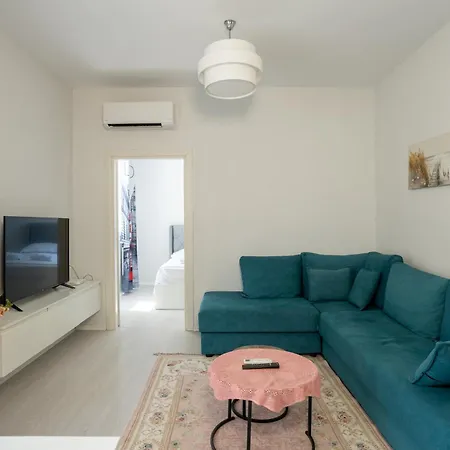 Maisonnova Deluxe 1