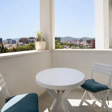 Maisonnova Deluxe 1 * تيرانا