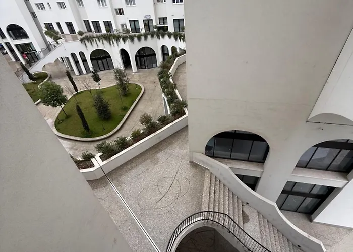 Maisonnova Deluxe Apartment